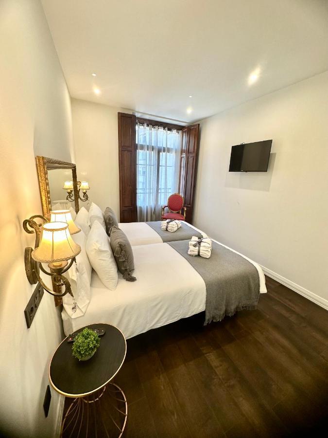 Claren'S Boutique Rooms Cangas De Narcea Zewnętrze zdjęcie