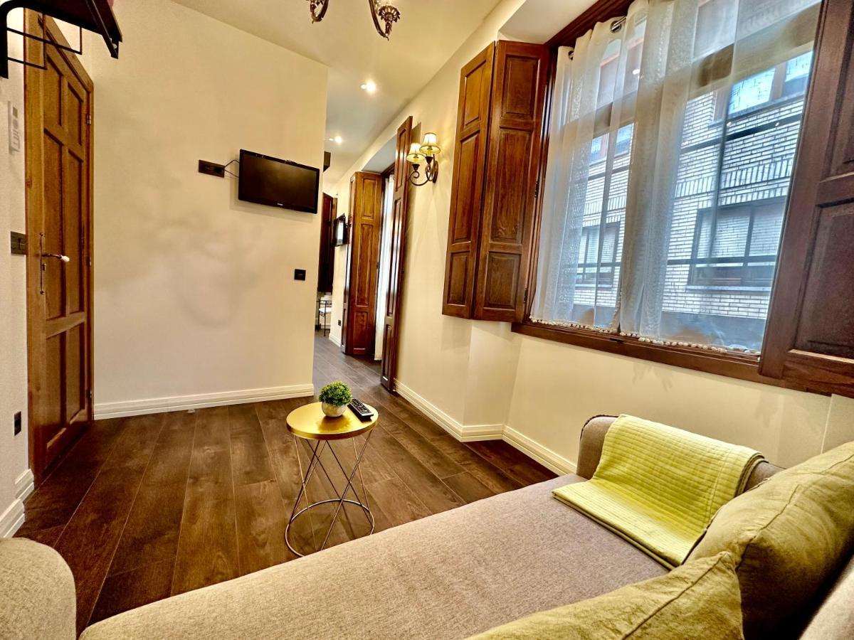 Claren'S Boutique Rooms Cangas De Narcea Zewnętrze zdjęcie