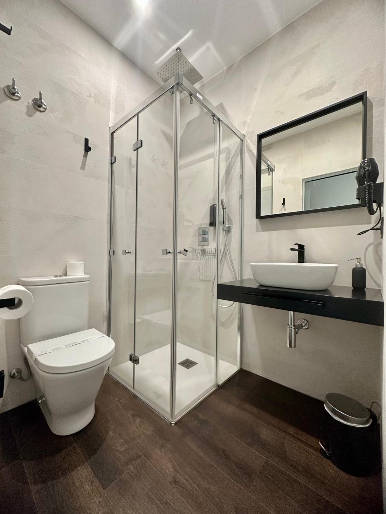 Claren'S Boutique Rooms Cangas De Narcea Zewnętrze zdjęcie