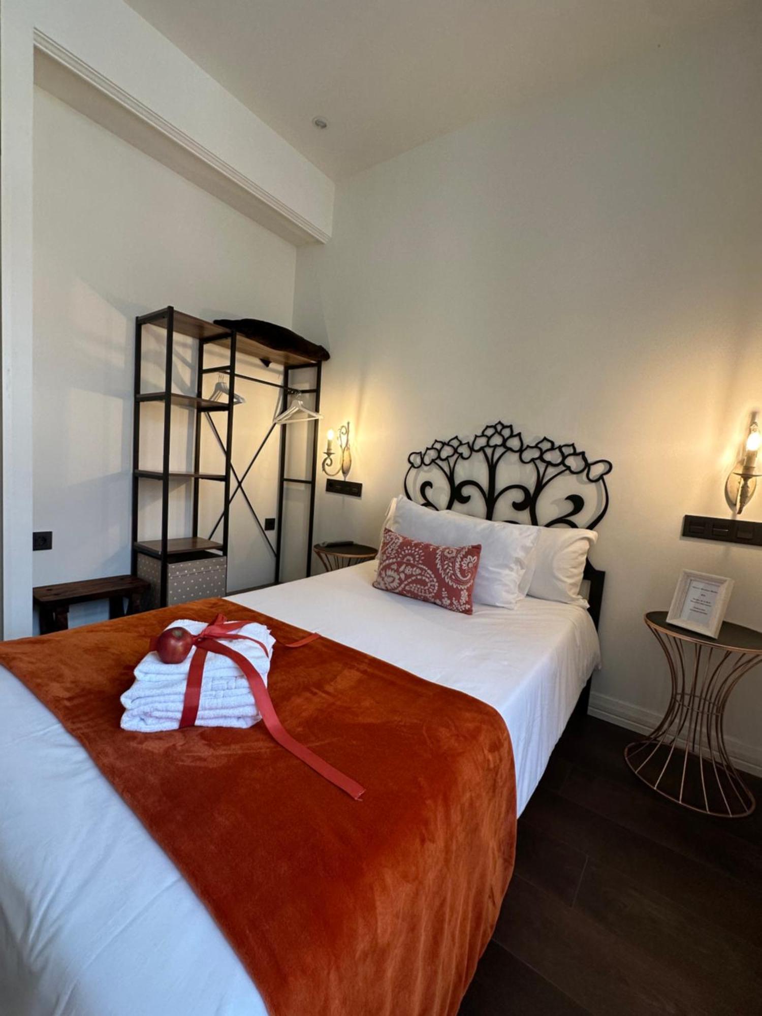 Claren'S Boutique Rooms Cangas De Narcea Zewnętrze zdjęcie