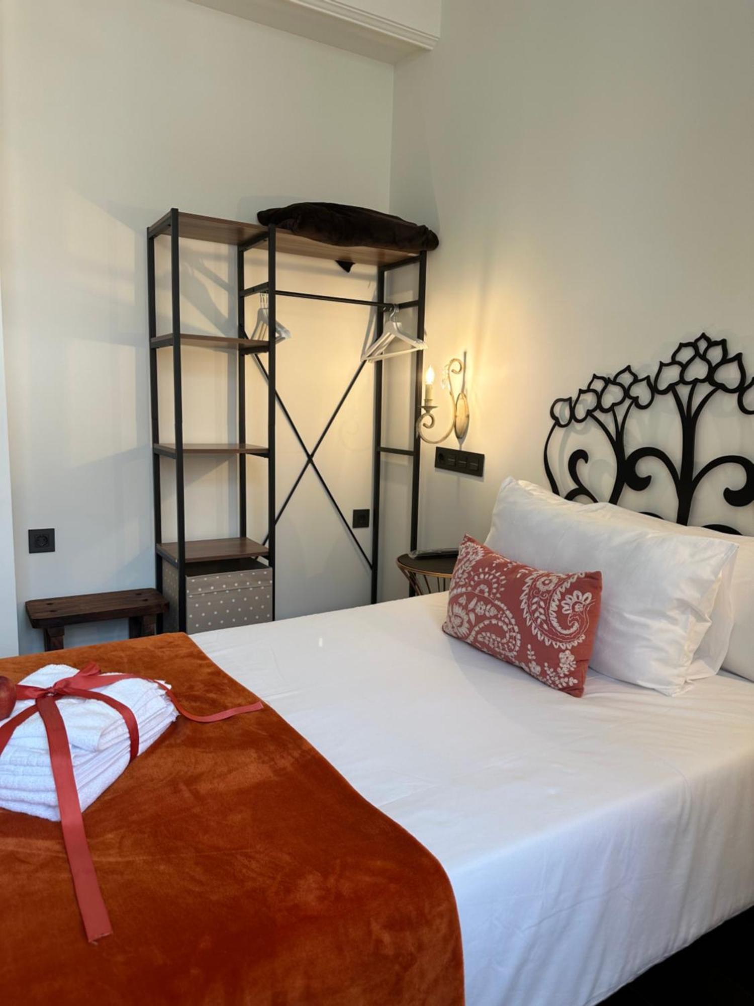 Claren'S Boutique Rooms Cangas De Narcea Zewnętrze zdjęcie