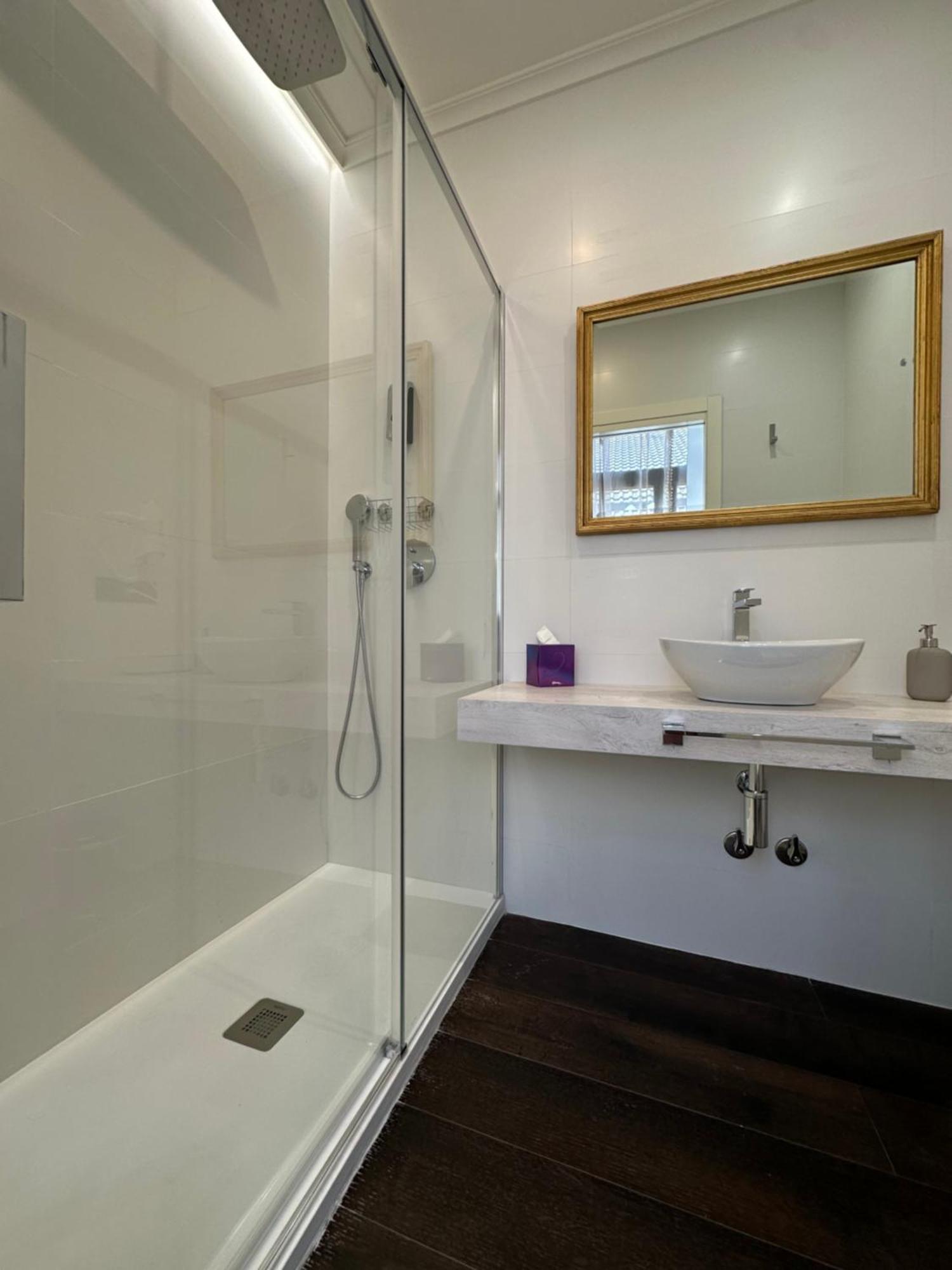 Claren'S Boutique Rooms Cangas De Narcea Zewnętrze zdjęcie