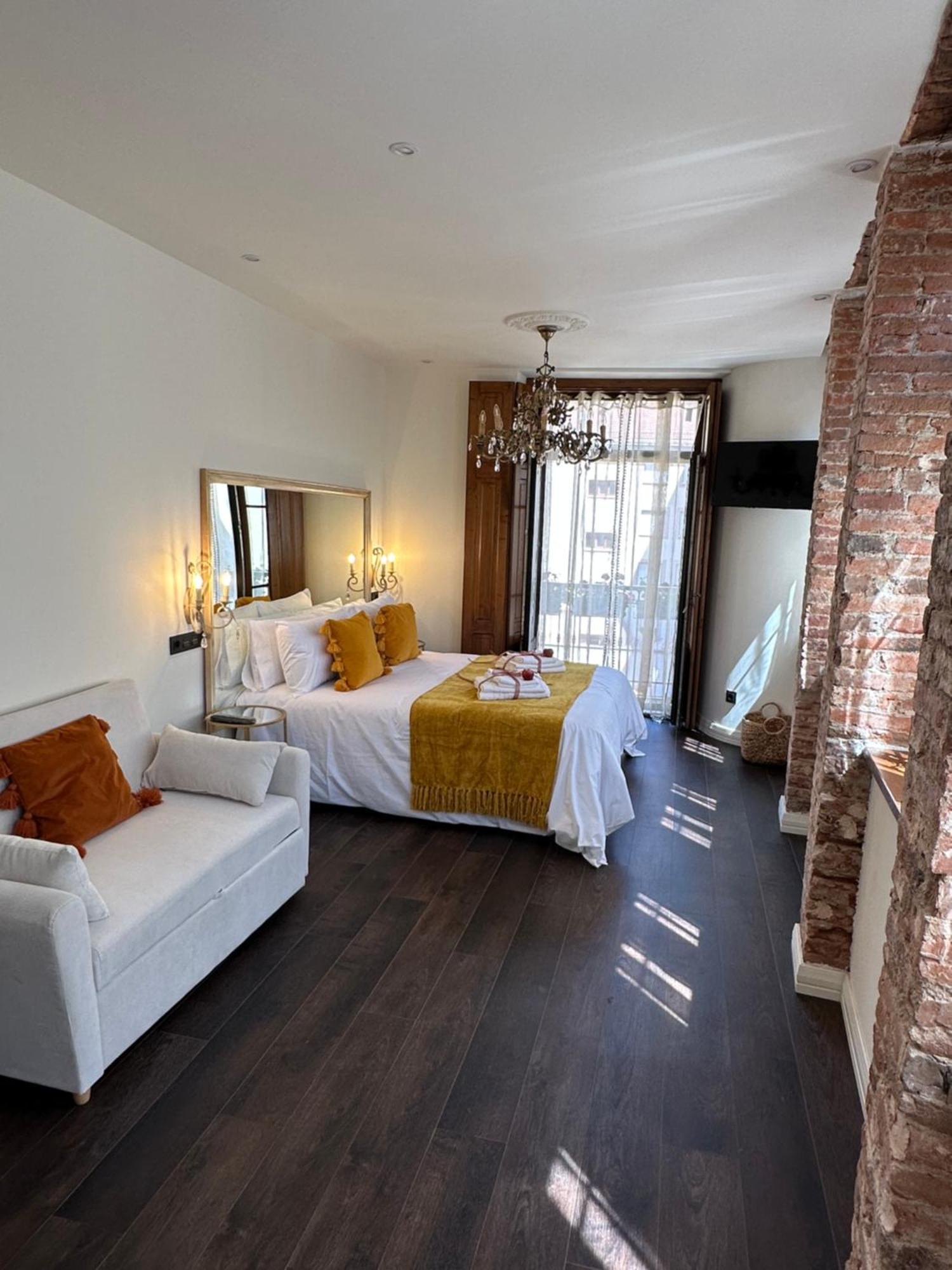 Claren'S Boutique Rooms Cangas De Narcea Zewnętrze zdjęcie